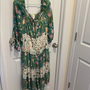 Fig and Flower Floral Green and White Dress